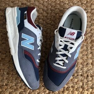 New Balance 997H Sneakers. Size 10.5